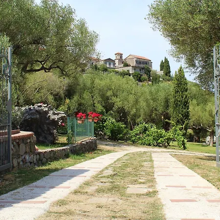 Casa de Campo Pie' D'ulivo Bosco (Campania)